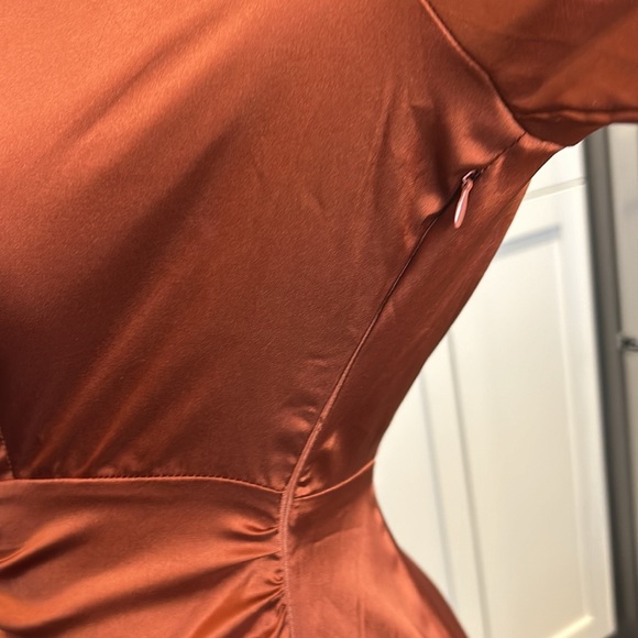 Misguided Stretched Satin Ruched Long Sleeve Dress Size 8 Burnt Orange NEW - Picture 11 of 14